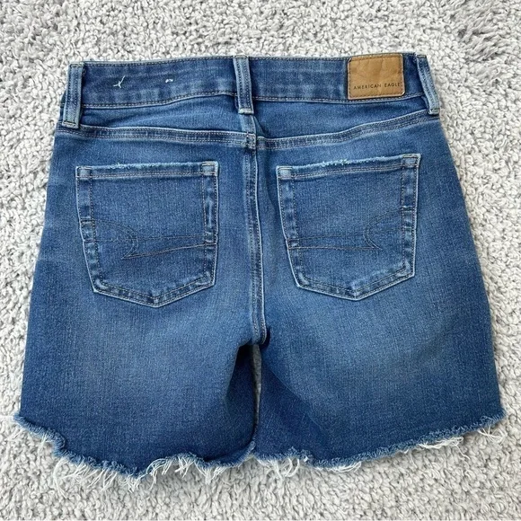 American Eagle Shorts Midi The Dream Short Raw Hem Denim Cut Offs Cuffed Concert - Picture 5 of 5